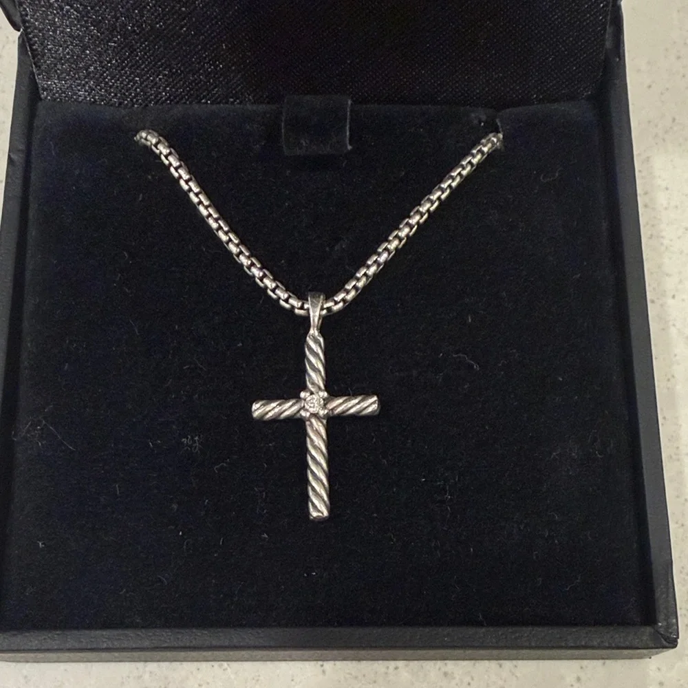 Sterling Silver David Yurman Cable Cross Pendant Necklace - Picture 1 of 7